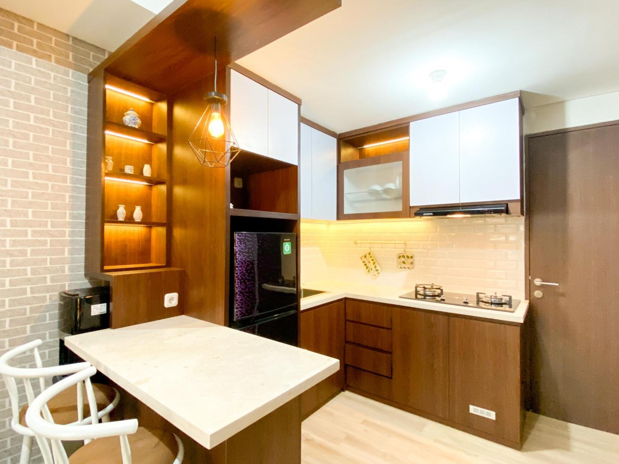 Apartemen Great Choice And Modern 2br At Transpark Juanda Timur By Travelio *