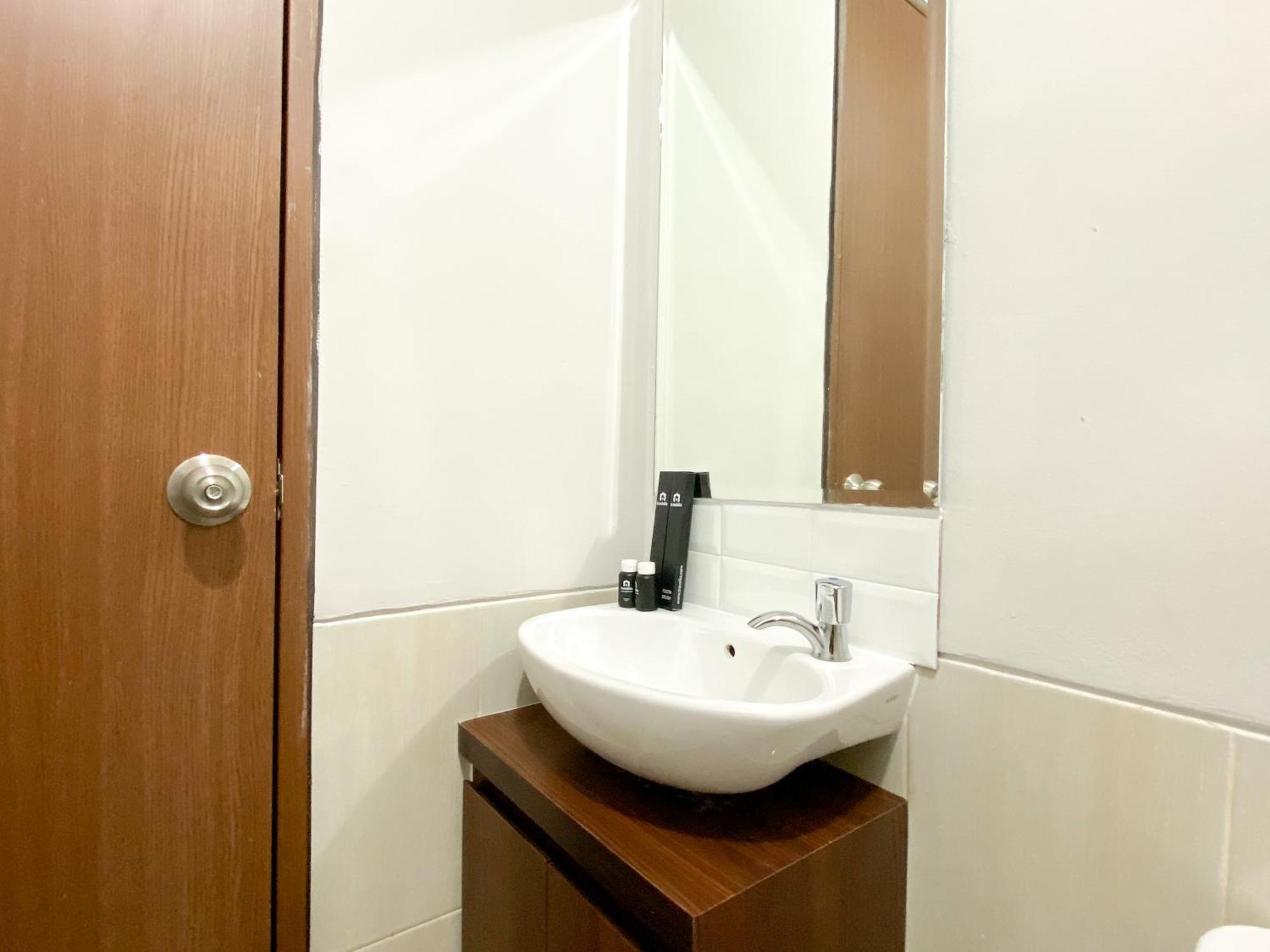 Great Choice And Modern 2br At Transpark Juanda Timur By Travelio Apartemen *